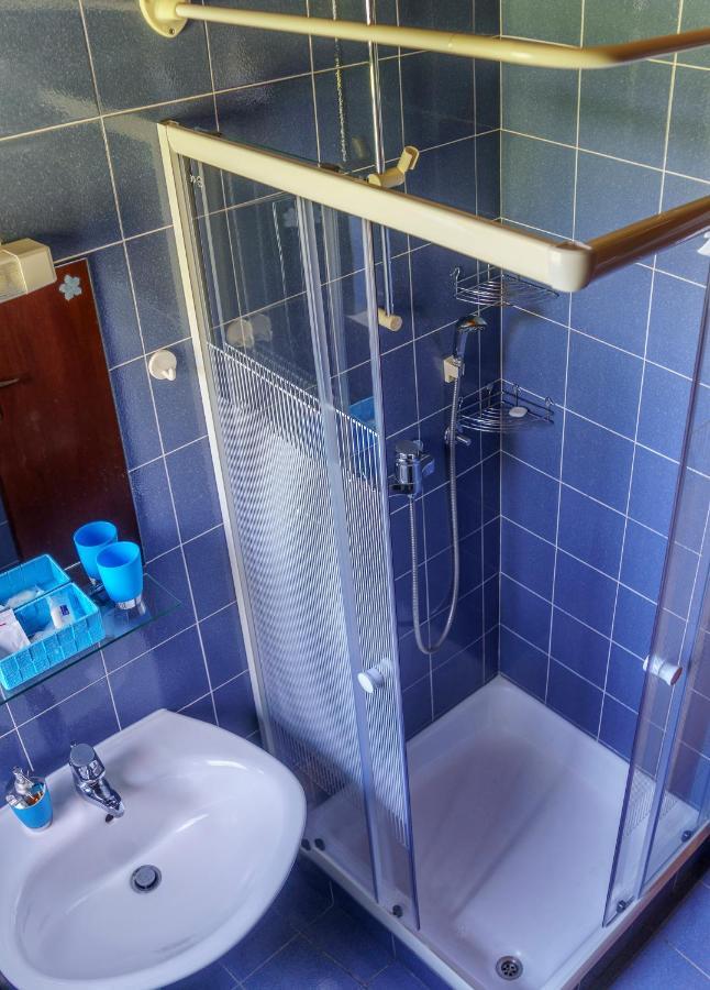Apartments Zakrasnik Škofja Loka エクステリア 写真