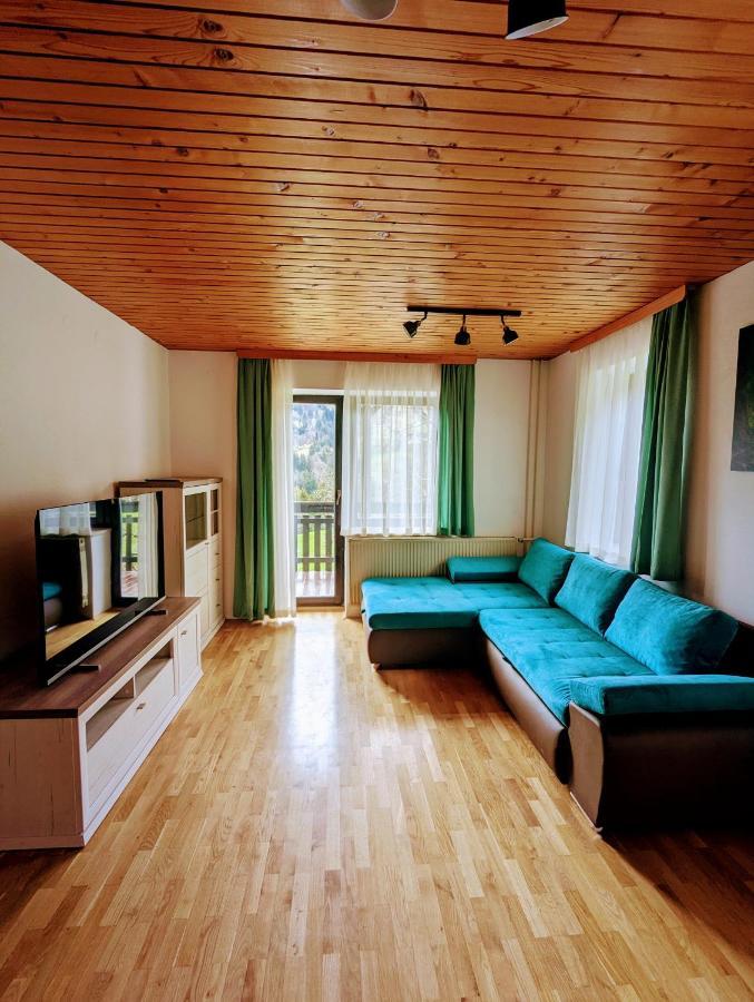 Apartments Zakrasnik Škofja Loka エクステリア 写真