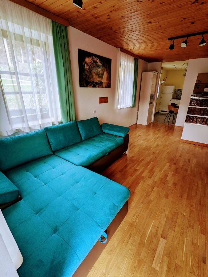 Apartments Zakrasnik Škofja Loka エクステリア 写真